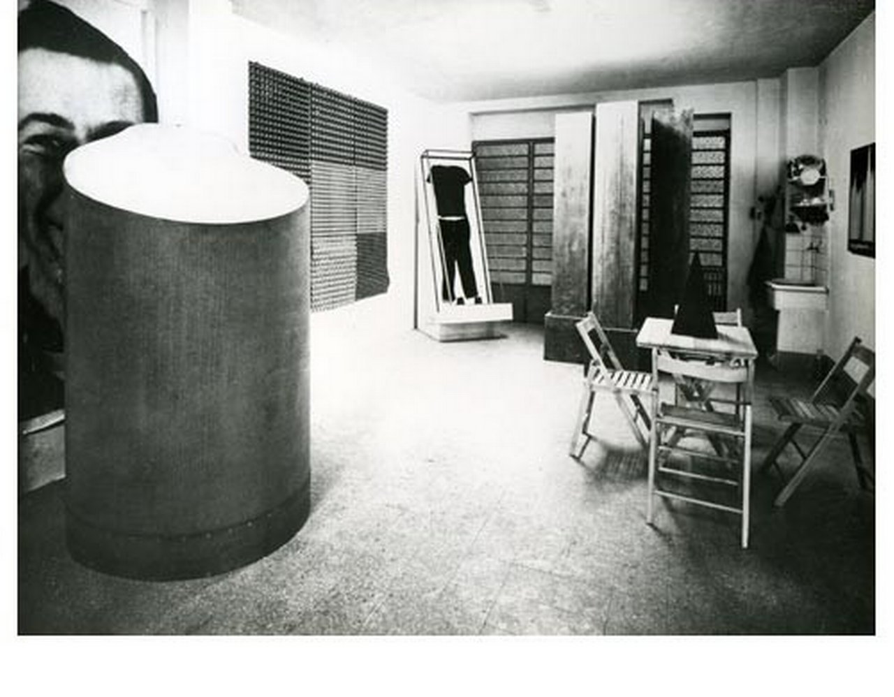 Article-Pistoletto-Minus Objects, 1965-1966 Pistoletto’s Studio, Torino 1966 Photo- P. Bressano.jpeg